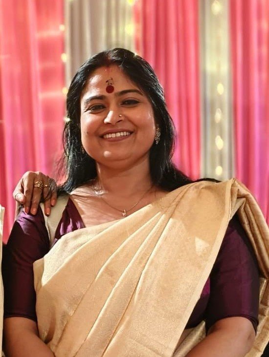 Amvrini brinda