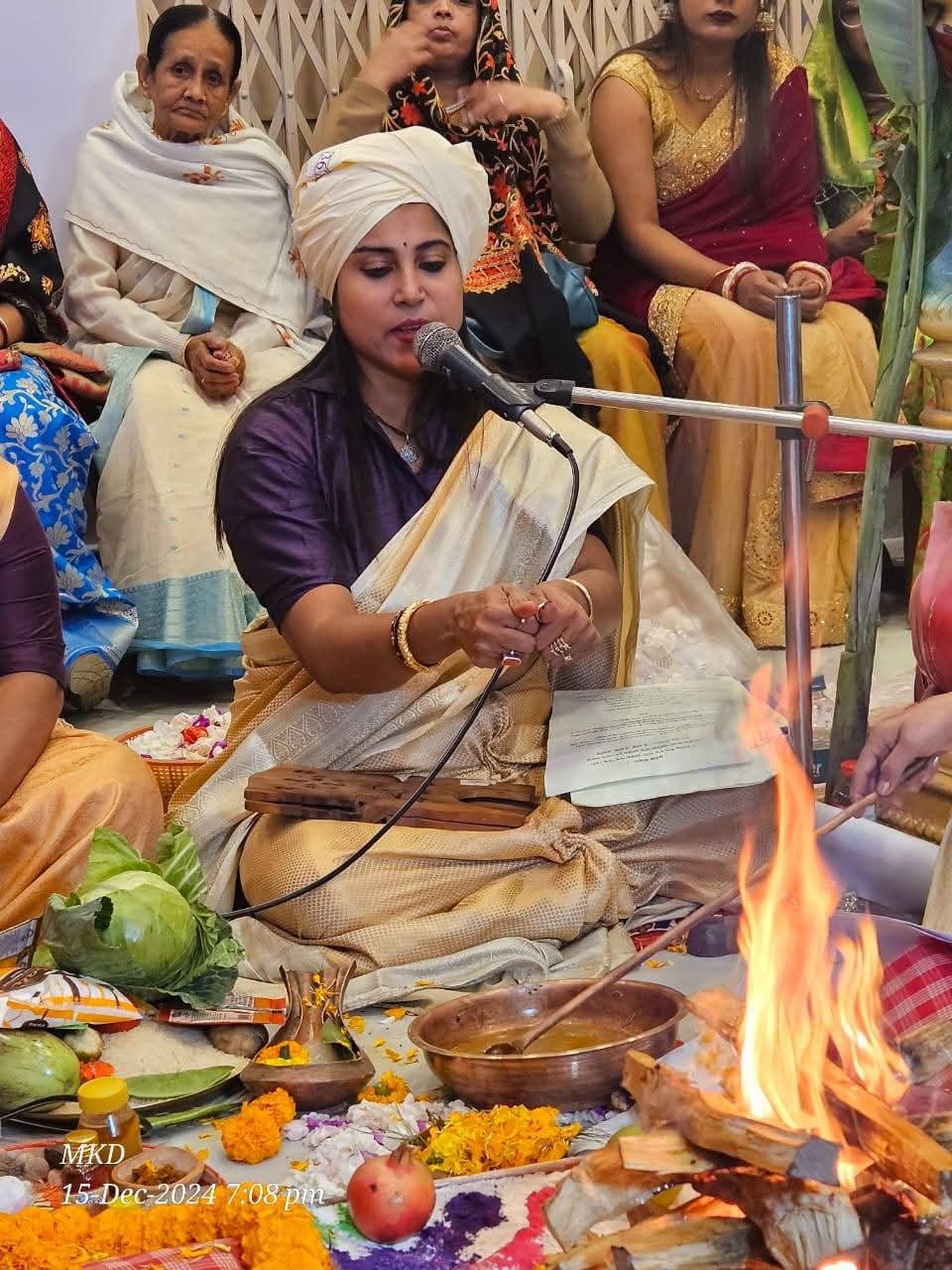 Amvrini brinda